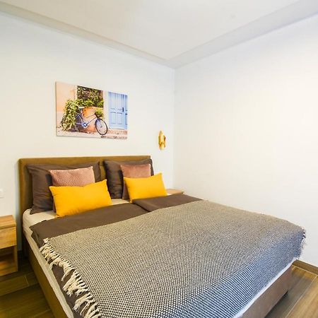 Apartment Grey&Yellow Zadar Buitenkant foto