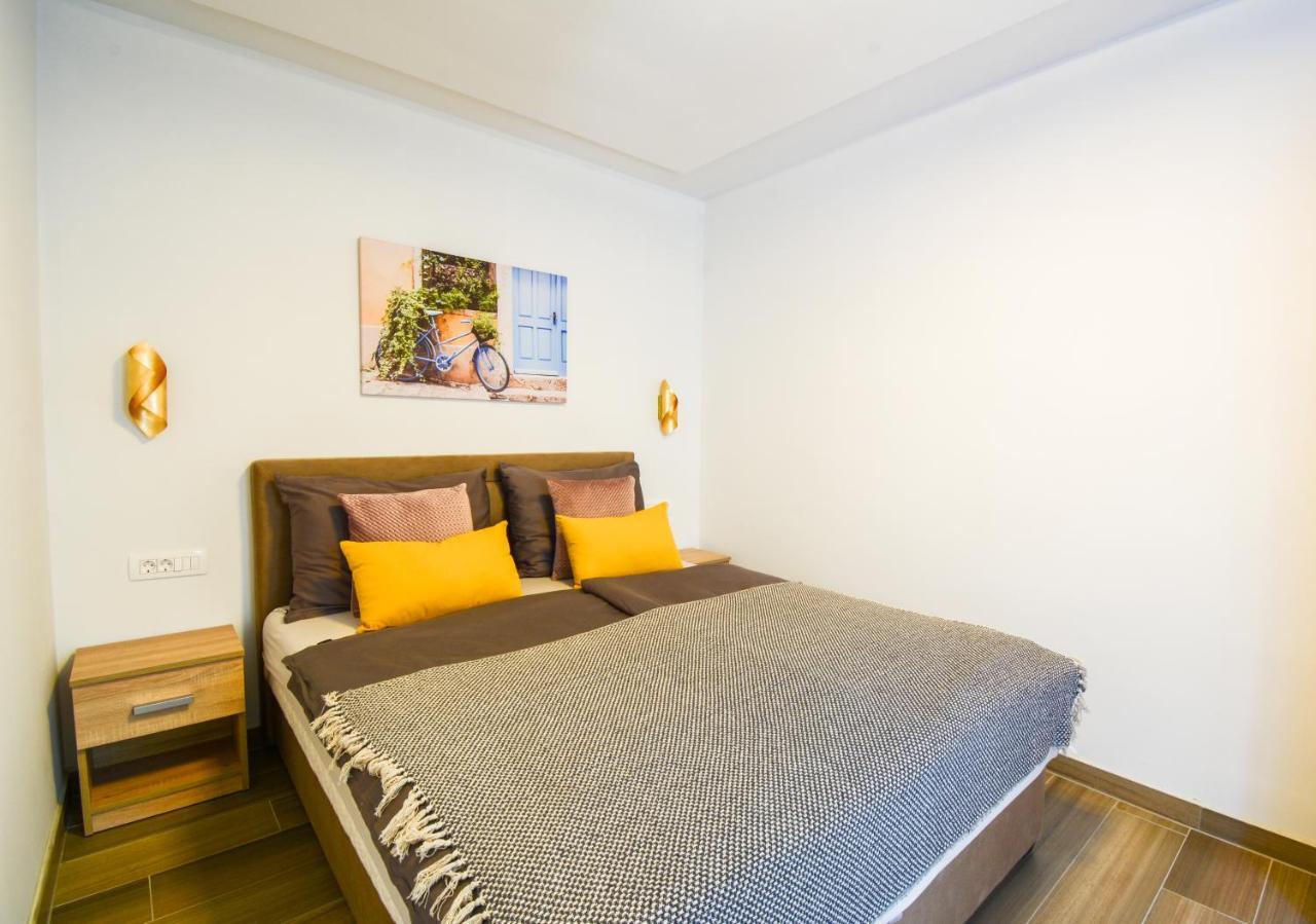 Apartment Grey&Yellow Zadar Buitenkant foto
