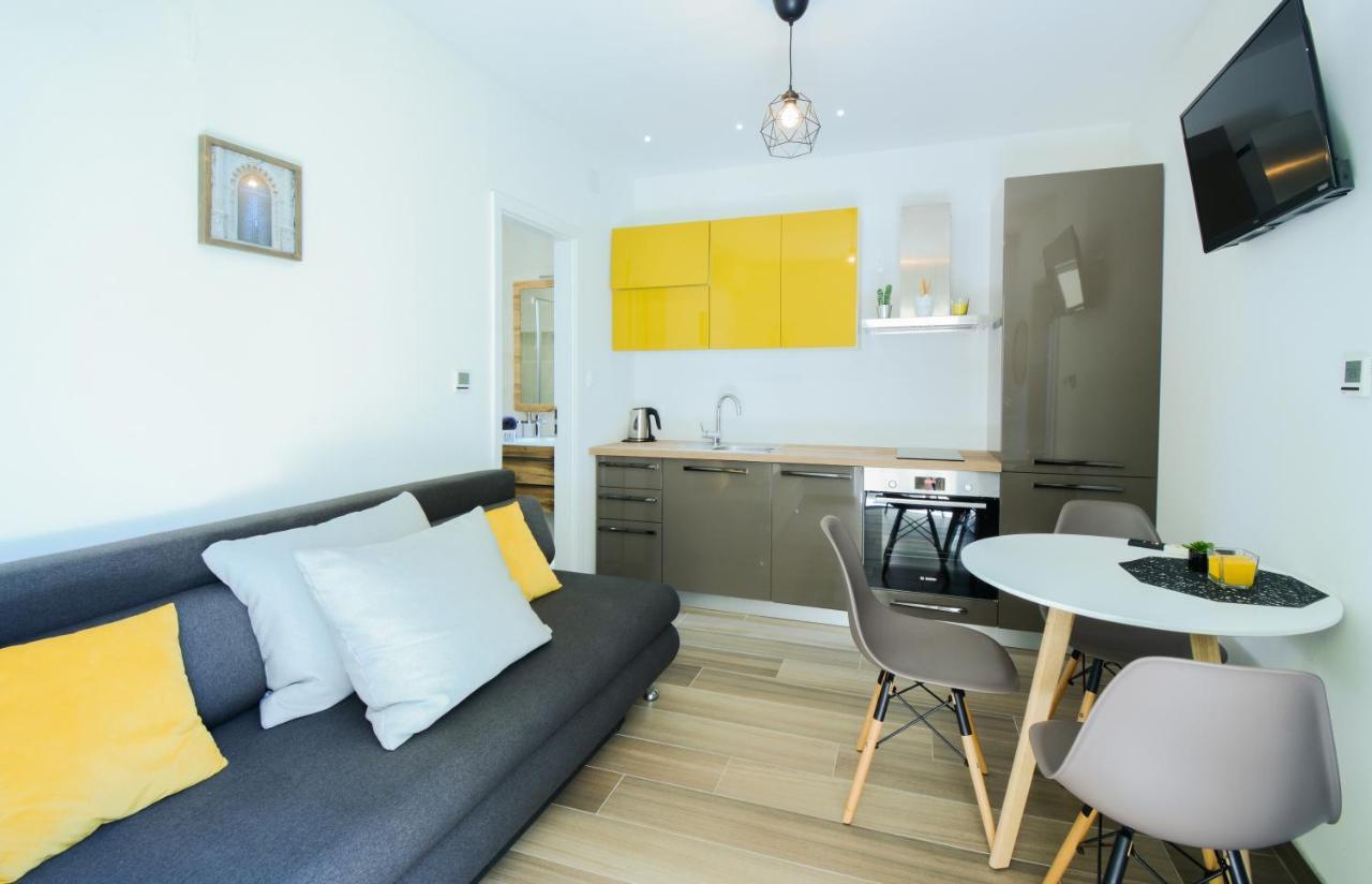 Apartment Grey&Yellow Zadar Buitenkant foto